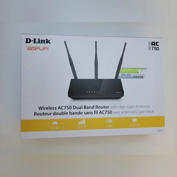 Wireless AC750 Dual Band Router - (DIR-819) - Picture 8 of 9